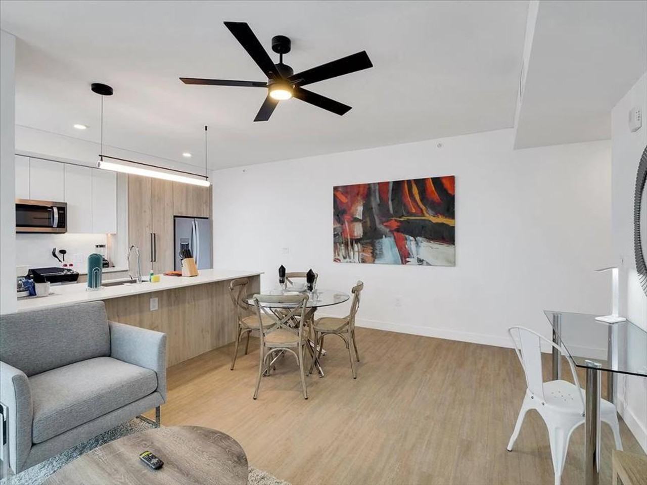 817 North 6th Street - Photo 3 of 24