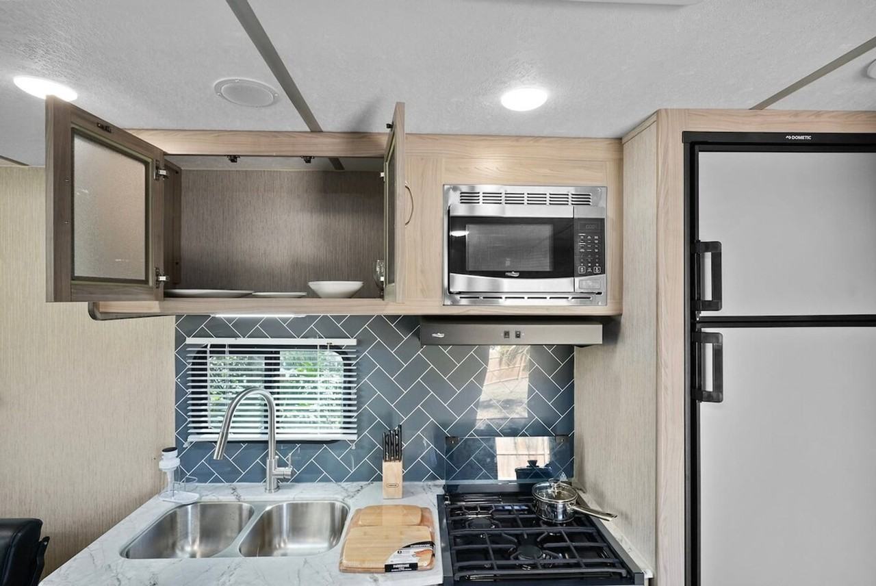 2014 Newman Street - Photo 4 of 20