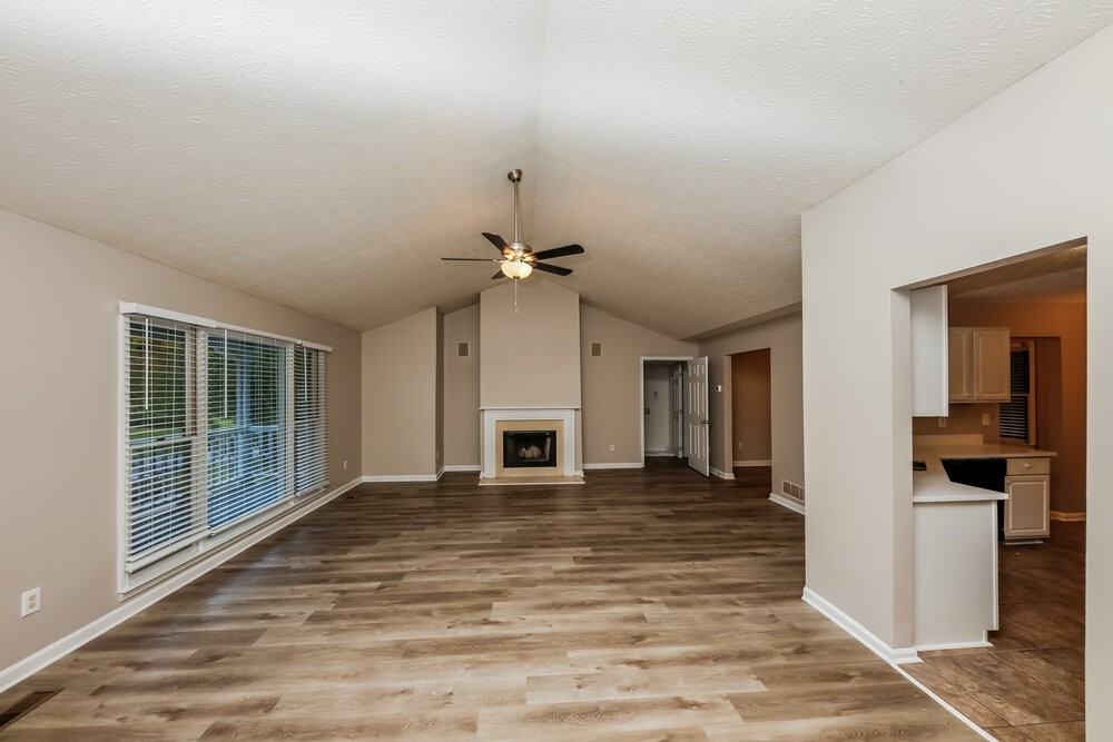 524 Legacy Park Dr - Photo 6 of 23