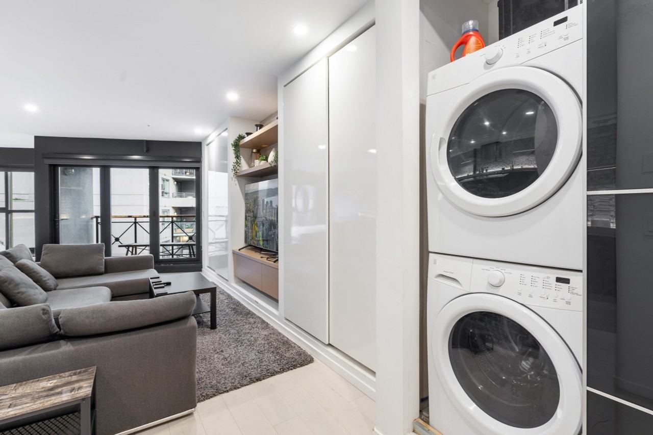 1230 Hamilton St #1226641P - Photo 6 of 26