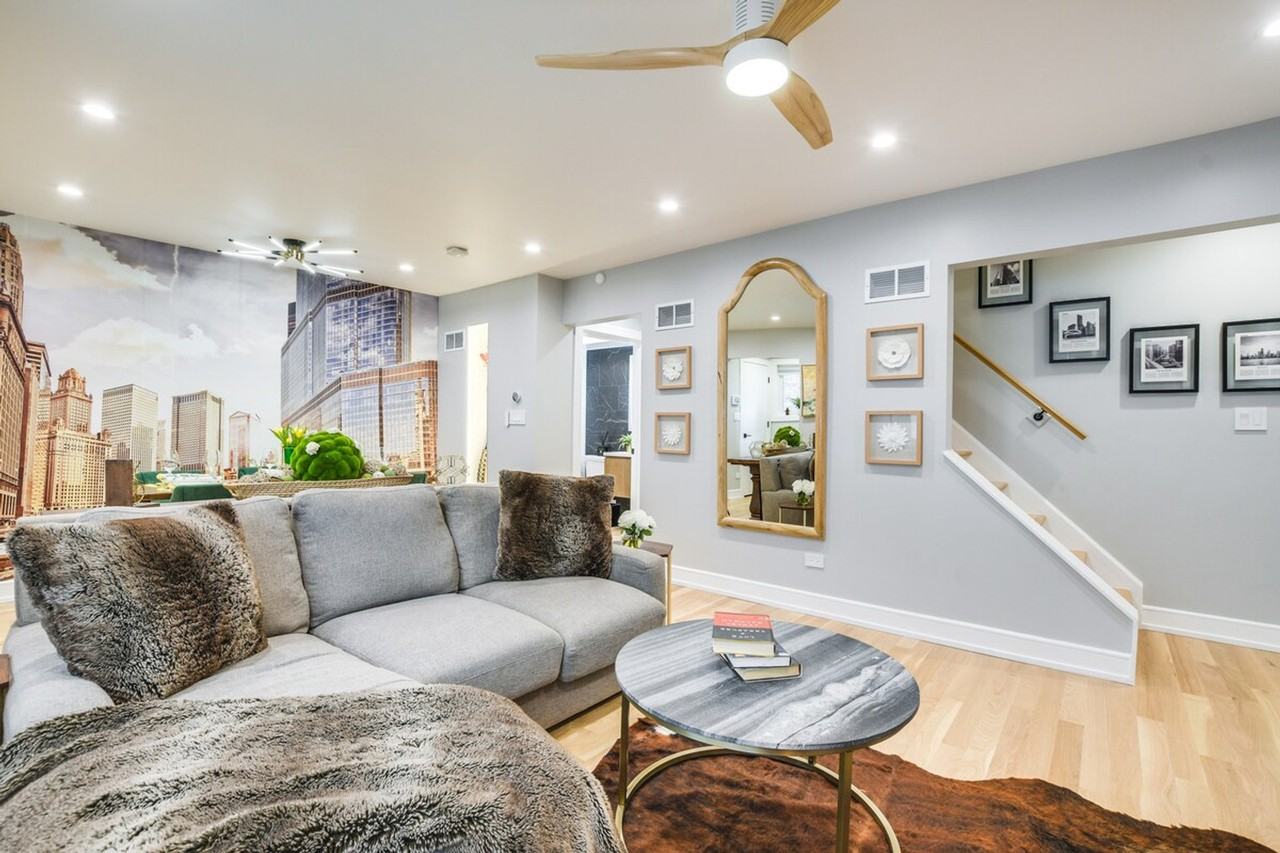 6242 N Kenmore Ave #1305619P - Photo 3 of 36