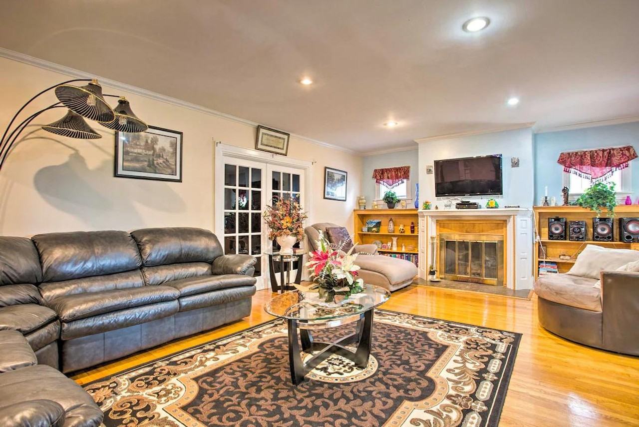 52 Lewis Parkway #1299790P - Photo 3 of 27