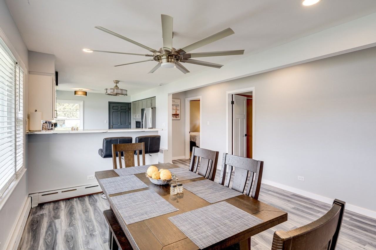 811 North River Road #1306762P - Photo 7 of 27