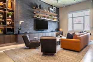 250 Nw 23rd St - Photo 1 of 1