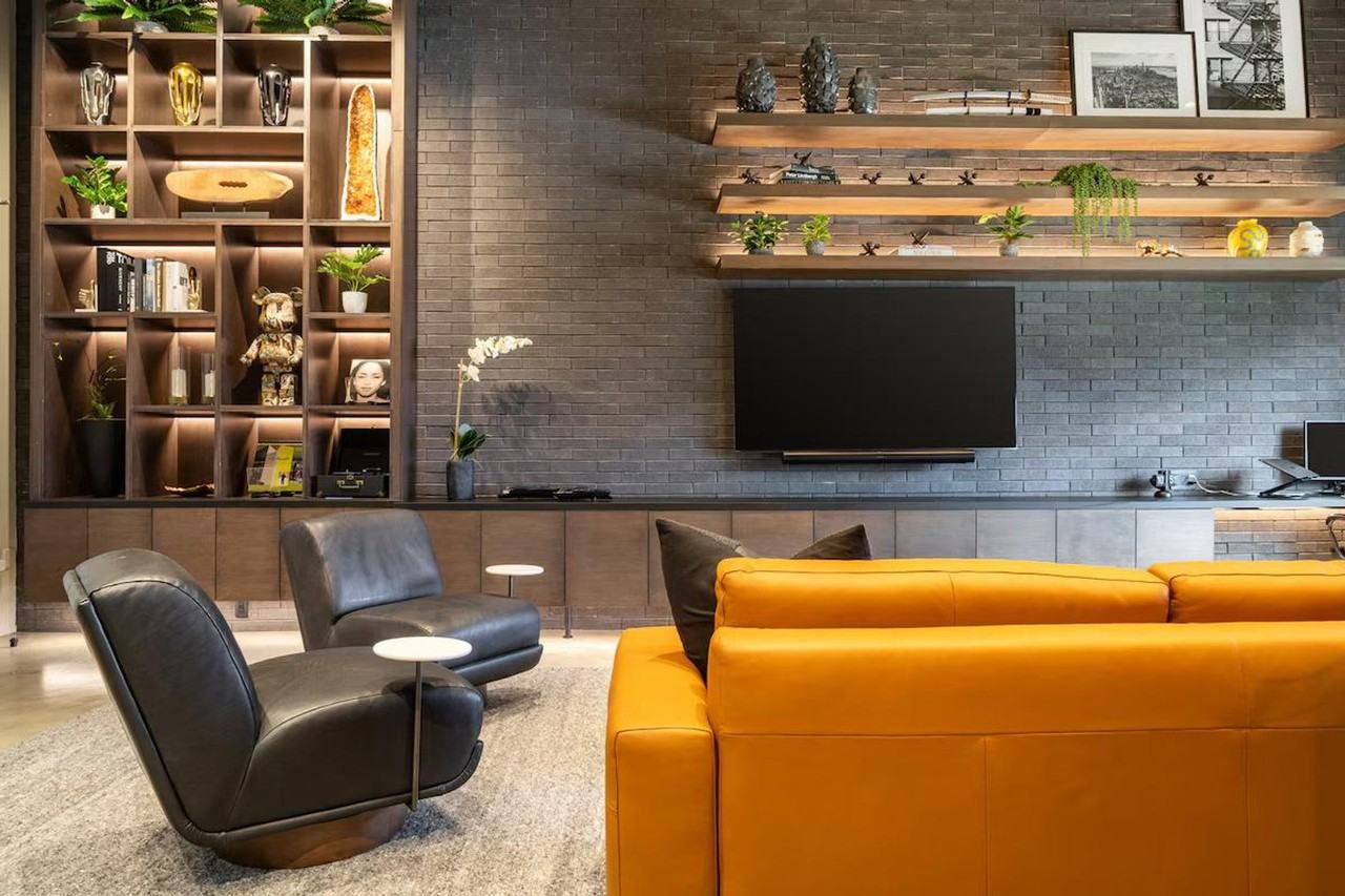 250 Nw 23rd St #1306990P - Photo 5 of 32