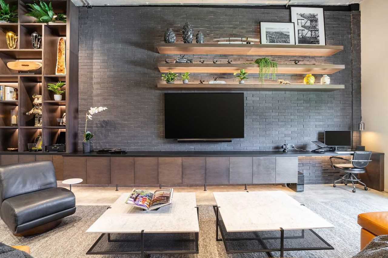 250 Nw 23rd St #1306990P - Photo 6 of 32