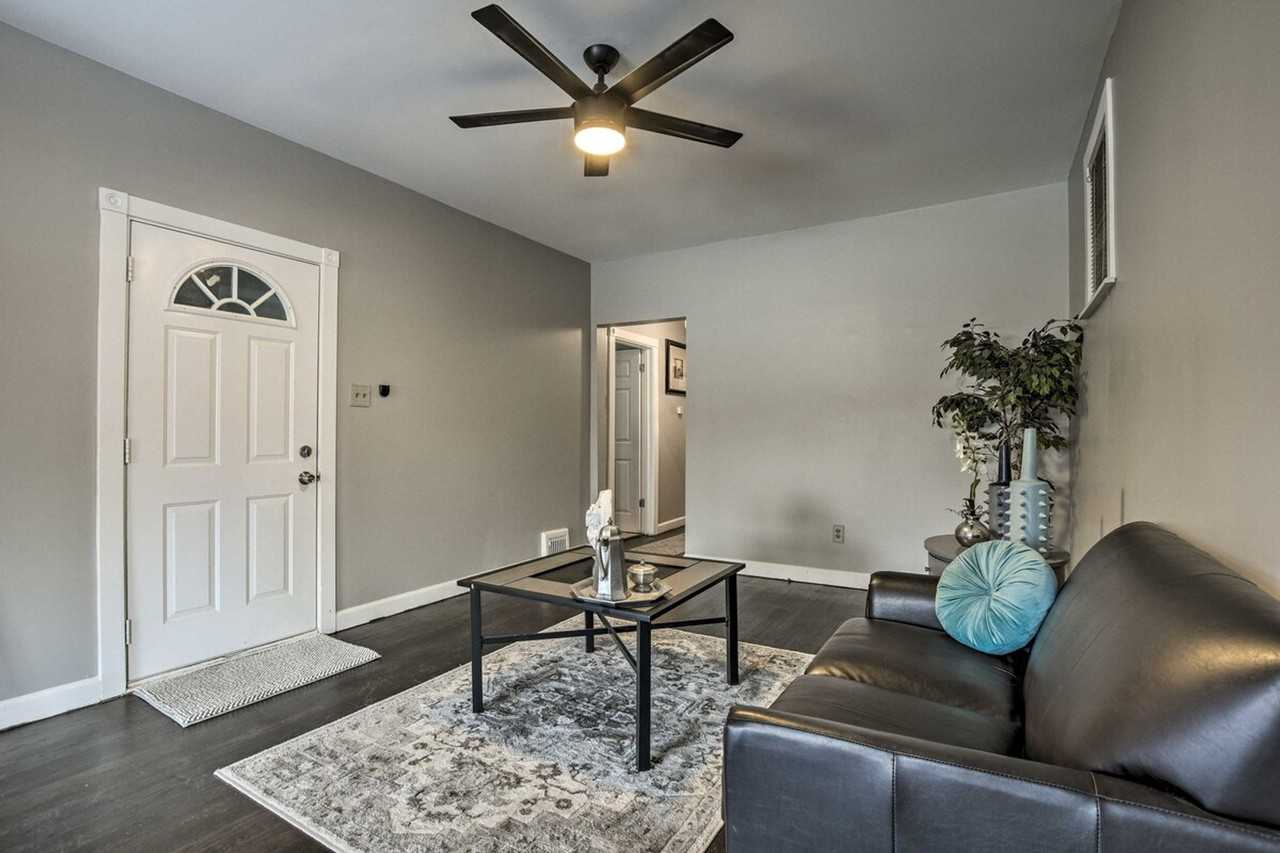 220 N Laporte Ave #1306380P - Photo 4 of 24