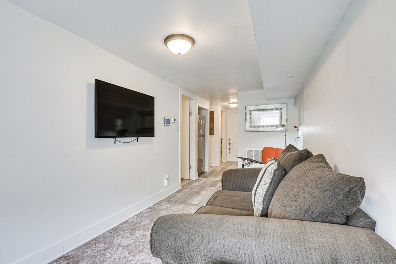 6455 S Eberhart Ave #1306533P - Photo 4 of 24