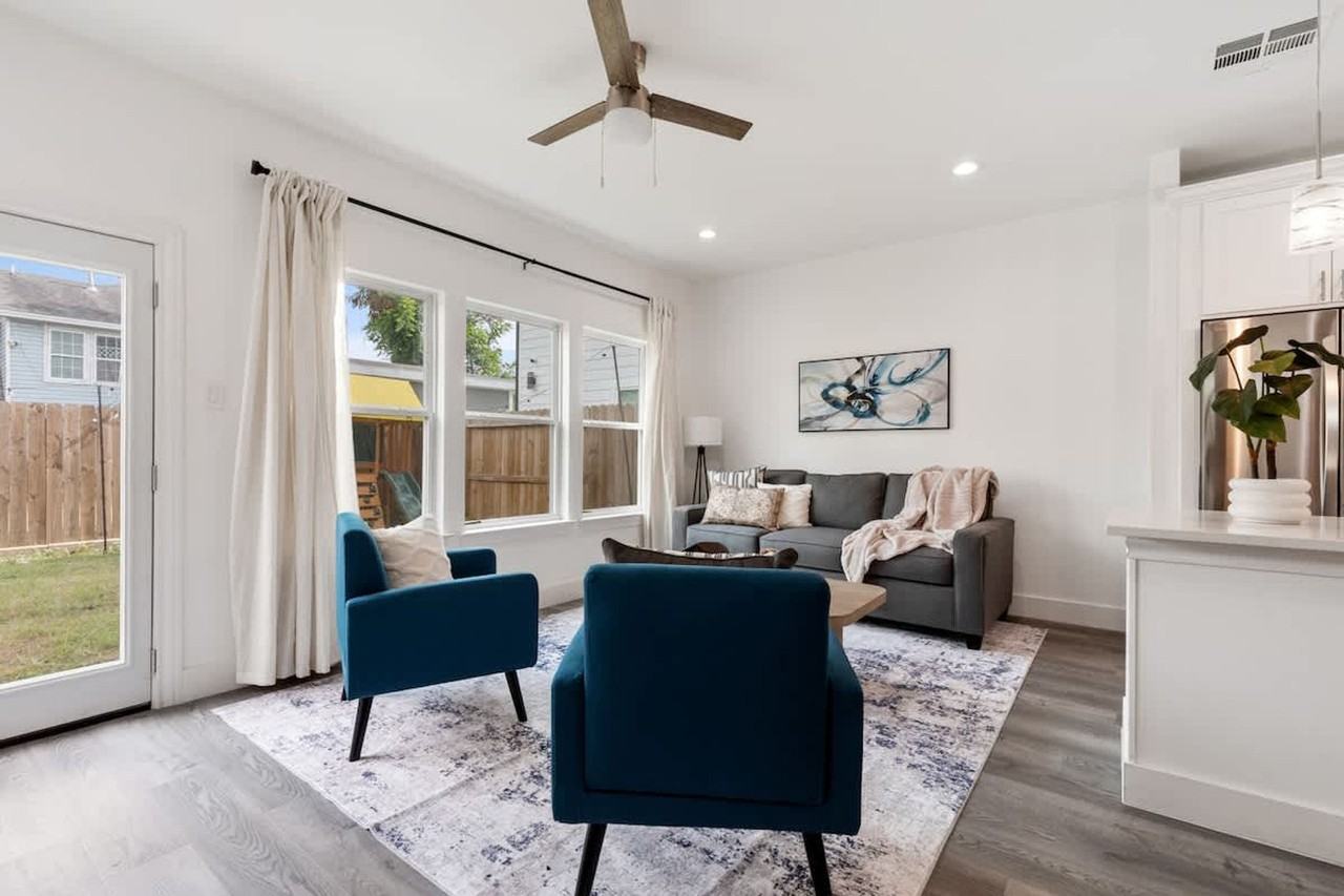 4508 Noble Street #1322511P - Photo 4 of 28