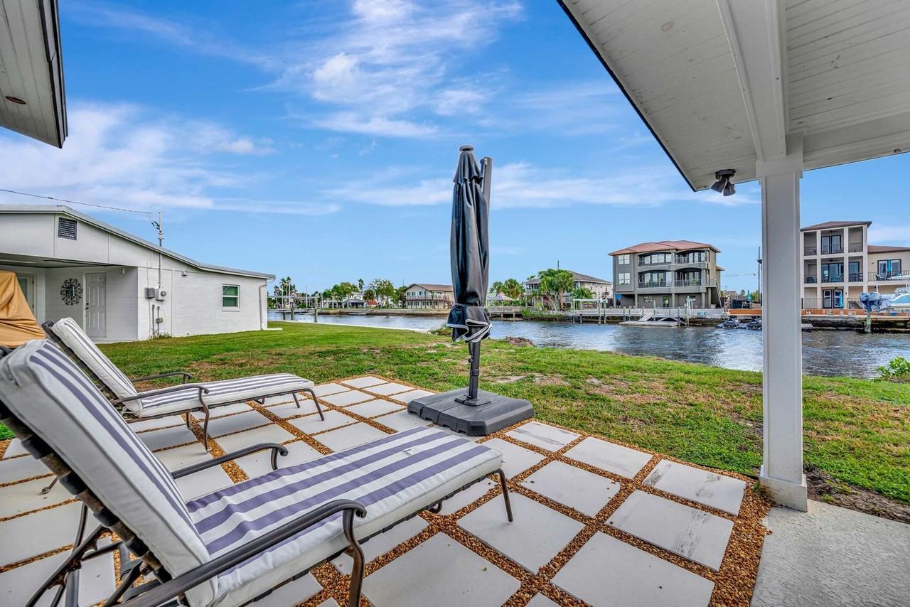 3396 Minnow Creek Dr #1322519P - Photo 6 of 50