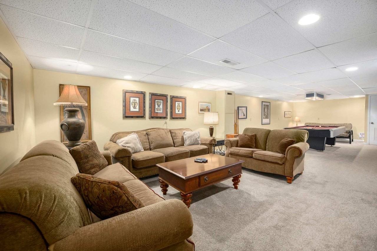 560 County Road 102 #1325613P - Photo 3 of 34