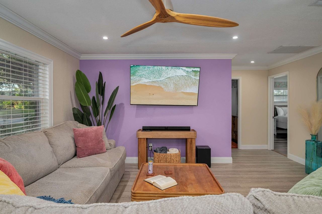 12402 92nd Ter #1325641P - Photo 3 of 50