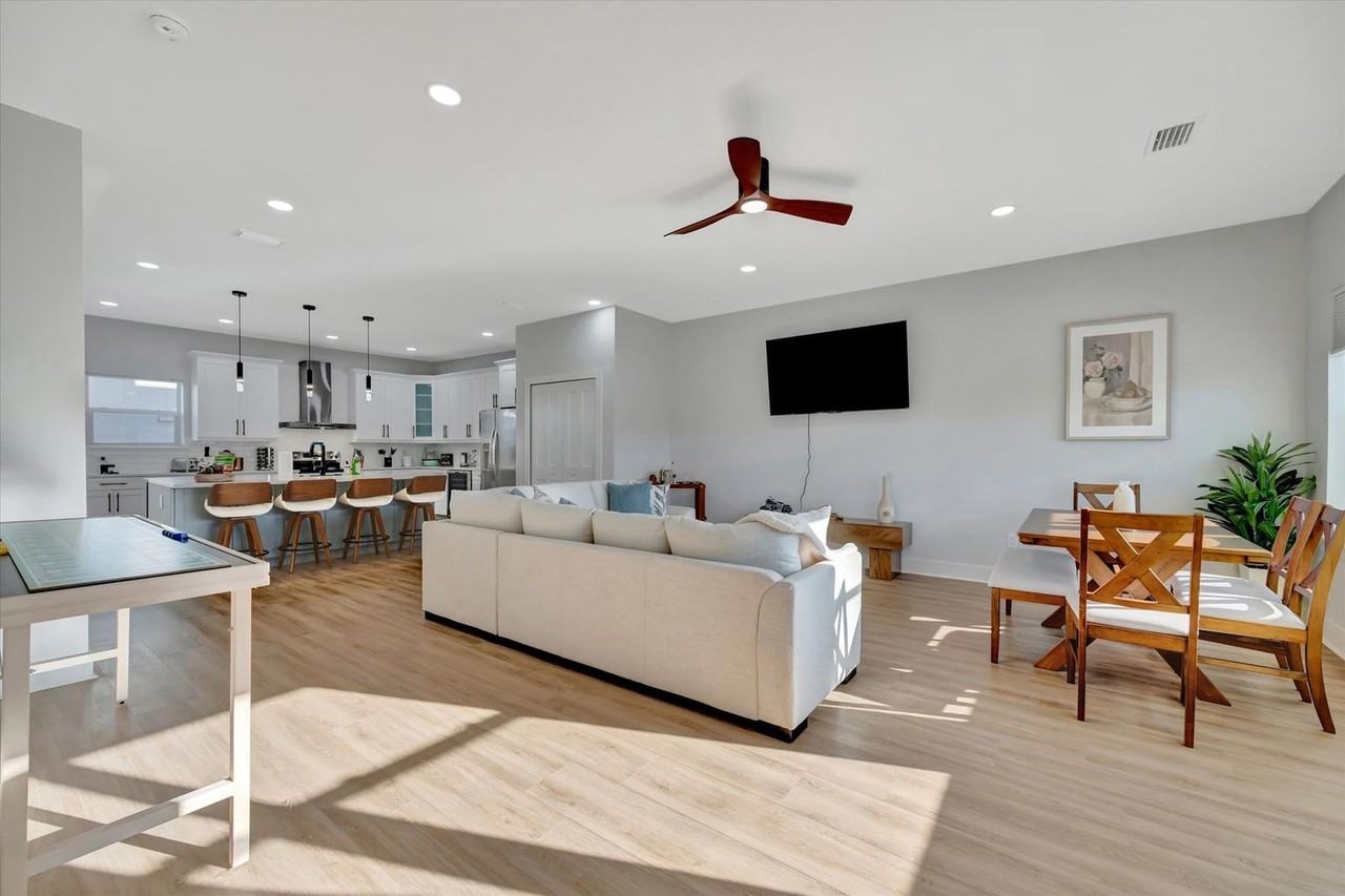 4120 West North a Street #1324837P - Photo 2 of 40