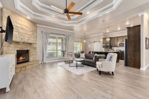 featured image of 2026 Henrietta Ave