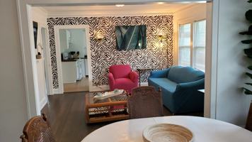 featured image of 1916 Oliver Ave N