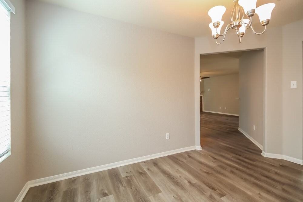 16746 Warbler Dr - Photo 7 of 17