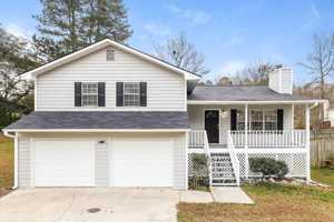 featured image of 1175 Riverside Trce