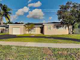 featured image of 19441 Ne 19th Ct