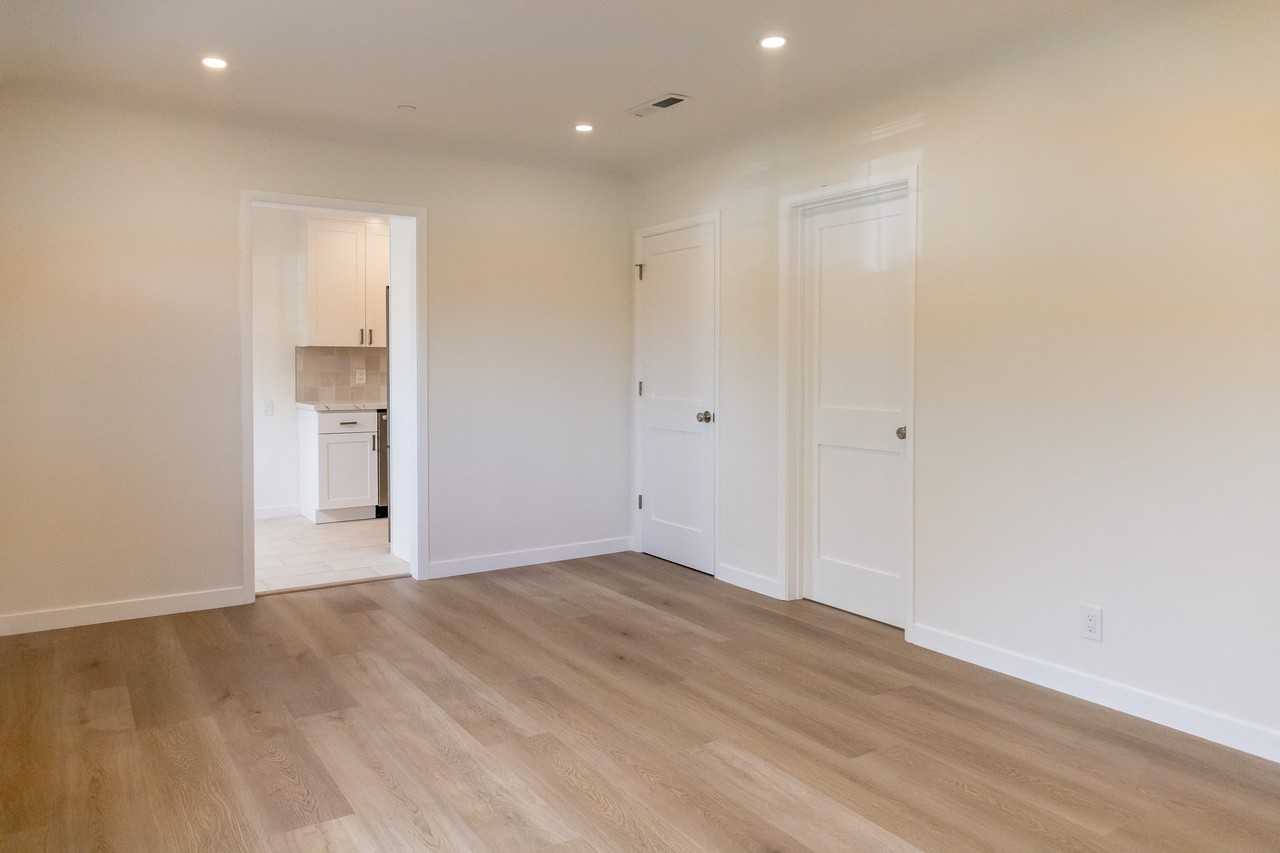 1000 Tilton Avenue - Photo 7 of 42