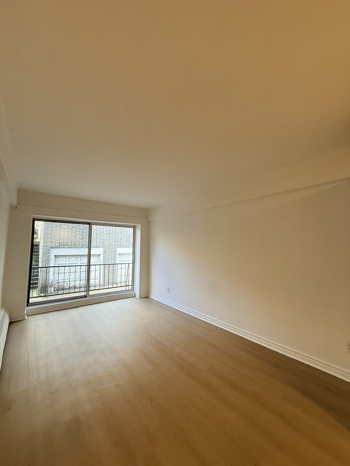 le 4325 - Photo 3 of 5