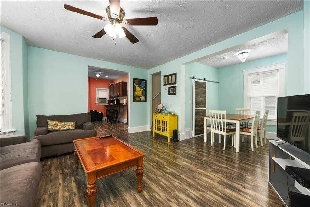 1875 W 57th St #1 - Photo 4 of 13