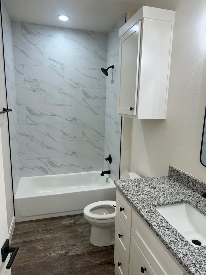 19101 Mid Country Blvd #B - Photo 3 of 12