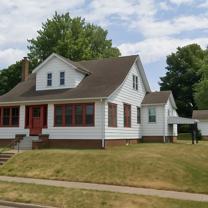 410 Walnut St - Photo 1 of 1