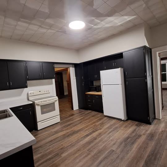 410 Walnut St #410WALNUT - Photo 3 of 15