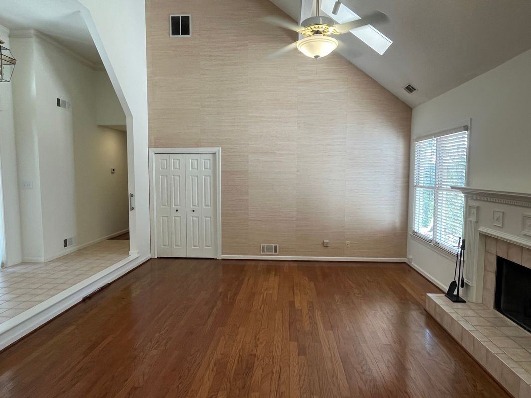 972 Bridgegate Dr - Photo 2 of 27