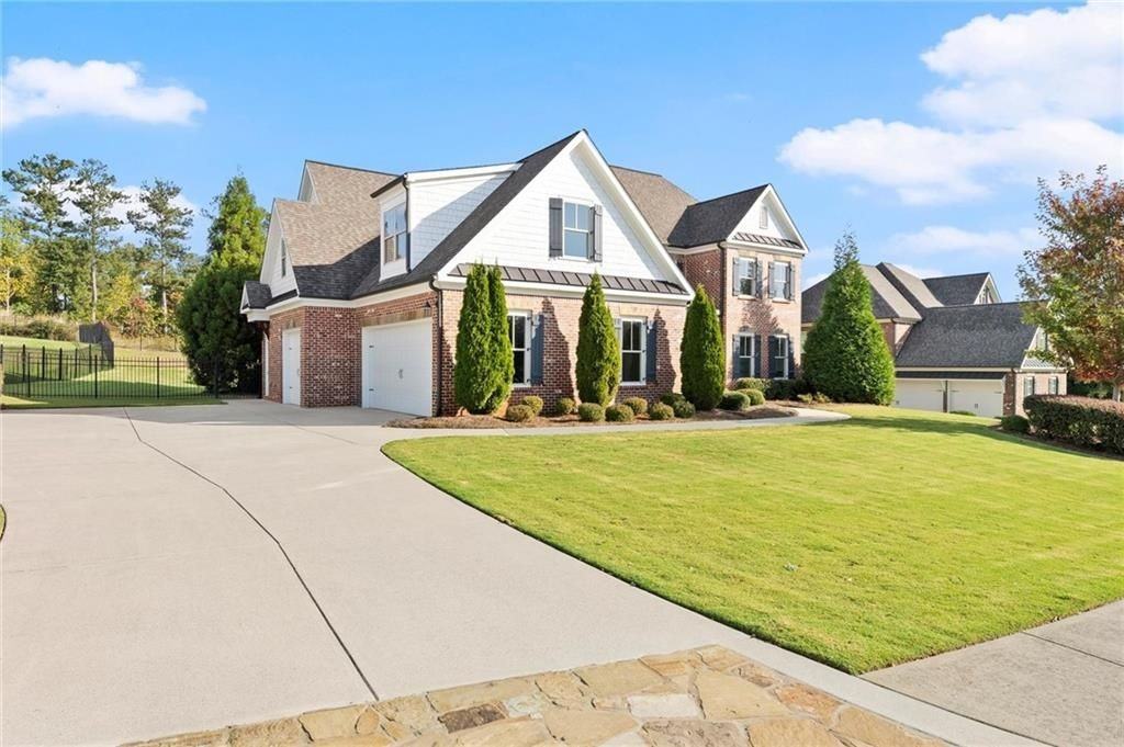 2412 Rosapenna Ln Nw - Photo 3 of 50