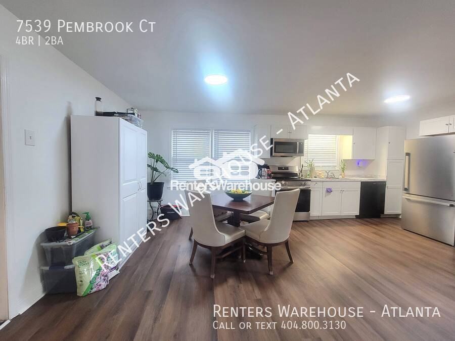 7539 Pembrook Ct - Photo 3 of 24