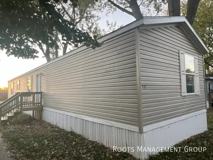 13 York Mobile Plz #13 - Photo 1 of 1