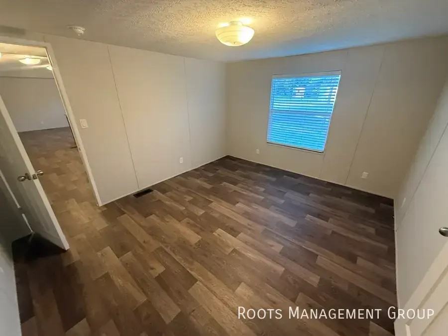 55 Third Circle Dr #55 - Photo 4 of 17