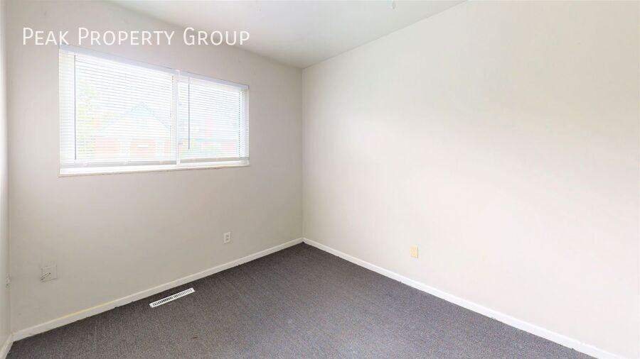 191 Chittenden Avenue - Photo 6 of 12