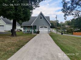 featured image of 901 Gordon St