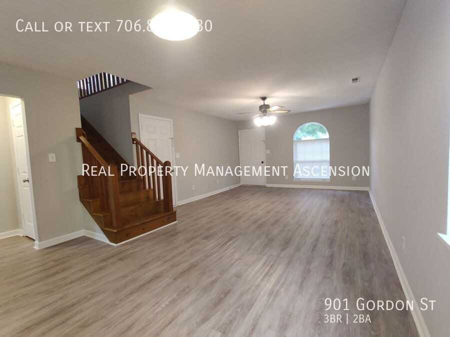 901 Gordon St - Photo 3 of 29