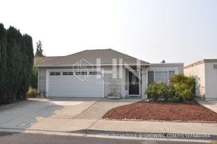 2198 Goldcrest Cir - Photo 1 of 1