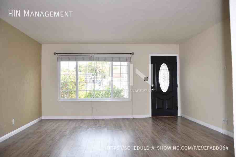 2198 Goldcrest Circle - Photo 2 of 30