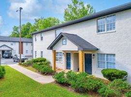 featured image of 125 Berlin St