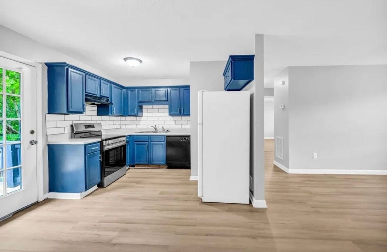 125 Berlin St - Photo 5 of 9