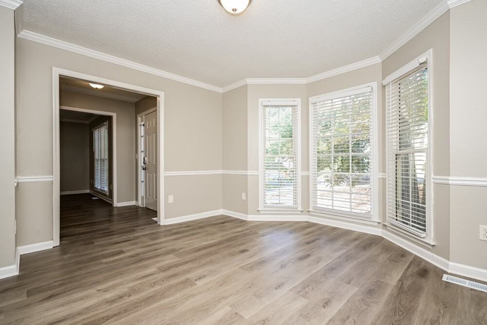 3091 Ashbury Ln - Photo 6 of 18