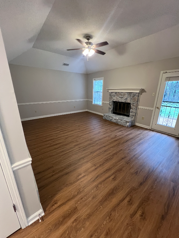 7358 Country Side Rd - Photo 7 of 21