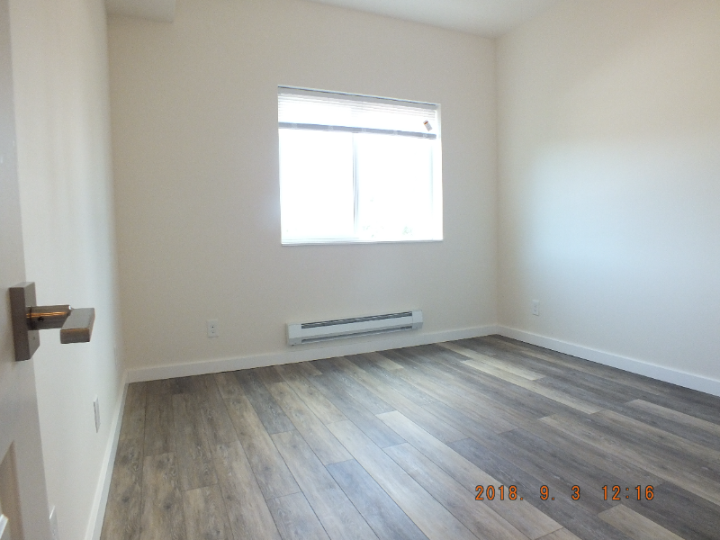 12544 15th Avenue Northeast #404 - Photo 5 of 12