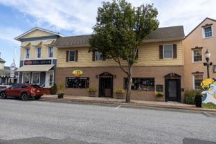 303 Saint John St #303 - Photo 1 of 1