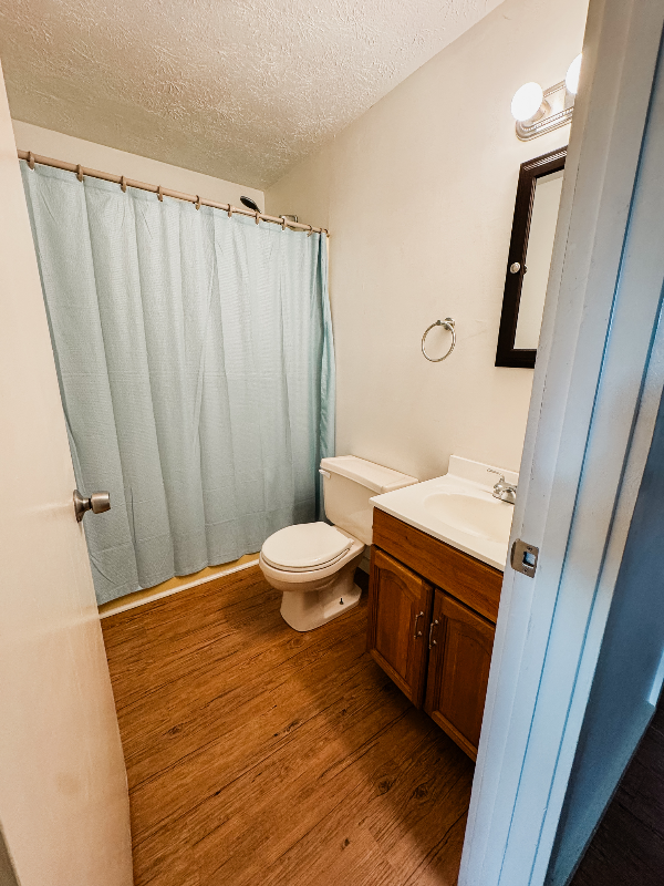 23 Crown St #4 - Photo 3 of 8