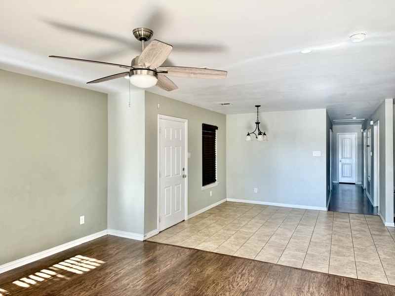 2837 Spanish Bay Dr - Photo 2 of 13