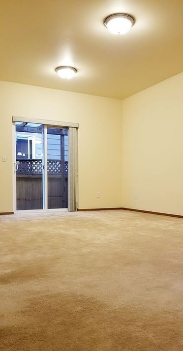 5223 66th Avenue Southeast - Photo 3 of 6