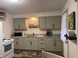 featured image of 206 Caroline Ave #206