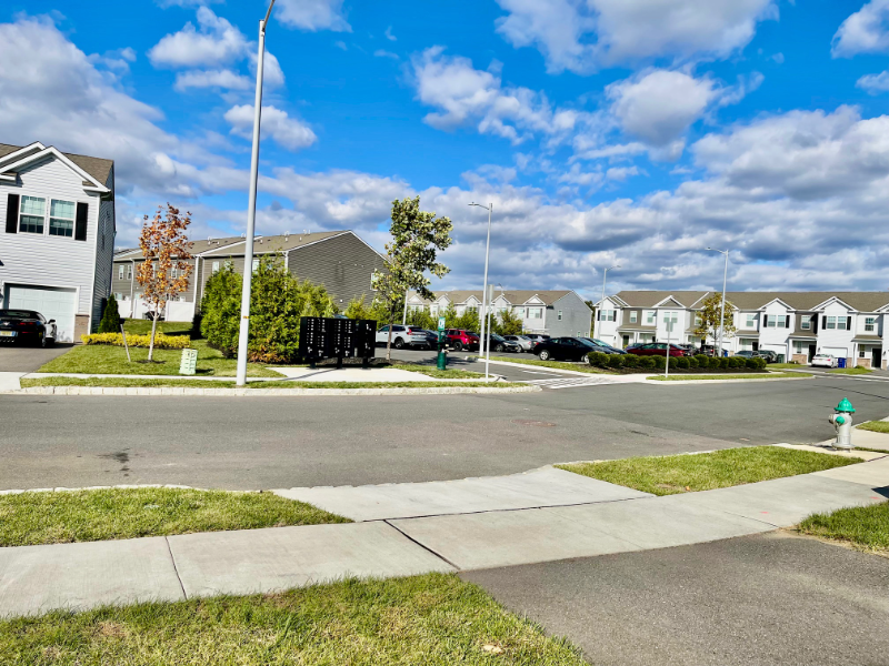 78 Arlotta St - Photo 6 of 14