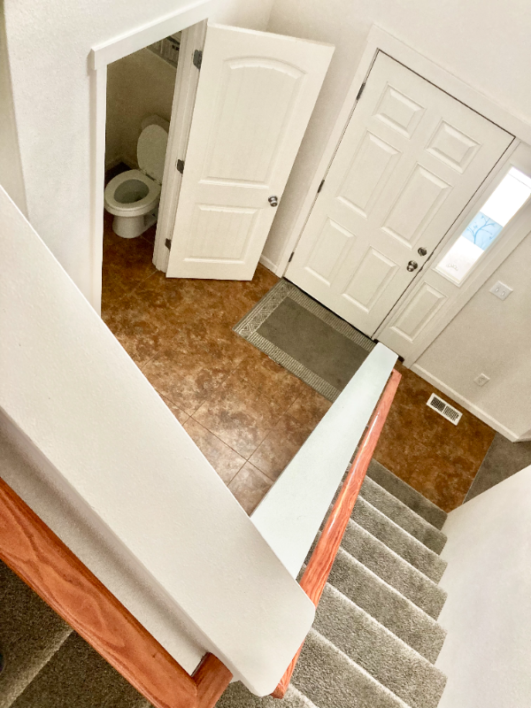 312 G St Ne - Photo 2 of 20